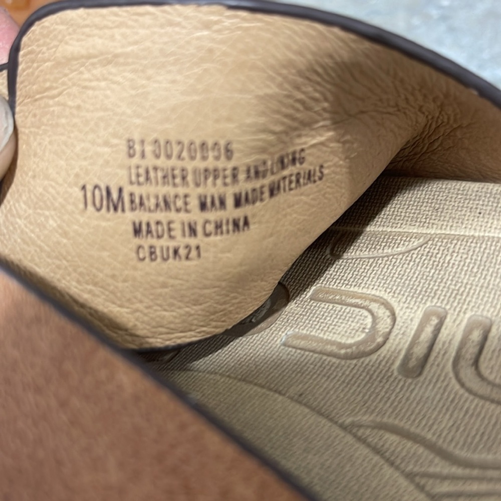 Bionica Nisha Slip On Leather Sandals - Picture 7 of 7